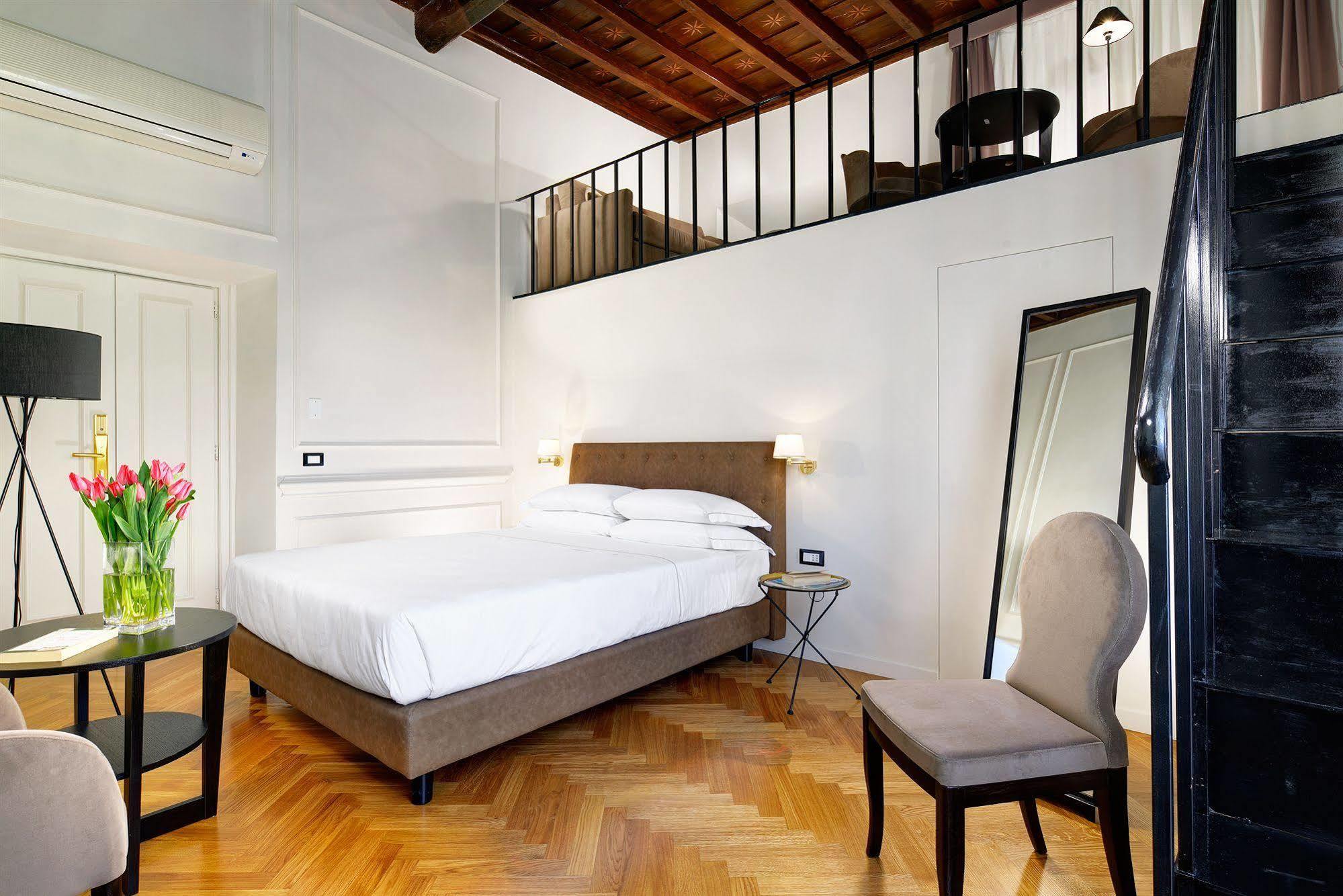 Splendor Suite Rome - Suites & Apartments ภายนอก รูปภาพ