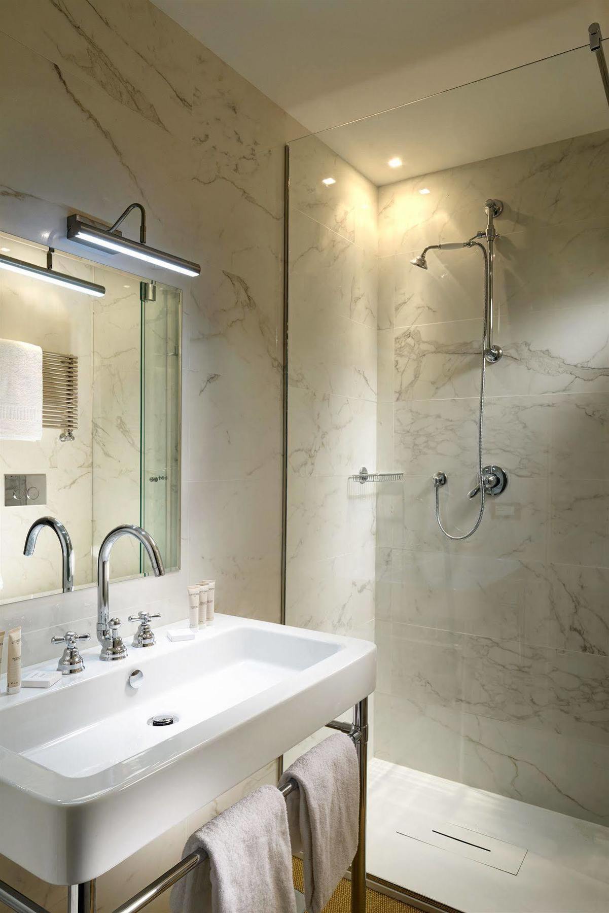 Splendor Suite Rome - Suites & Apartments ภายนอก รูปภาพ